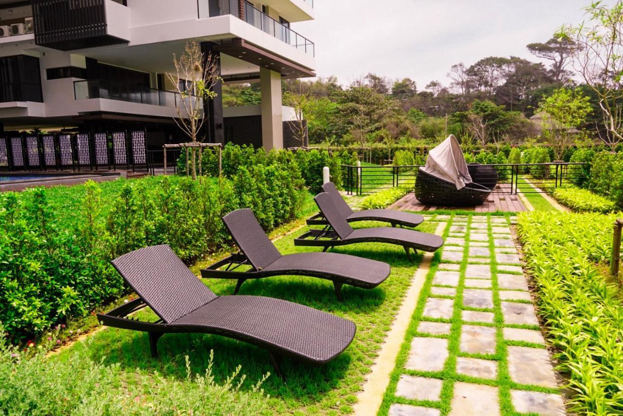 Beachfront Executive Studio Mae Phim Rayong Dış mekan fotoğraf